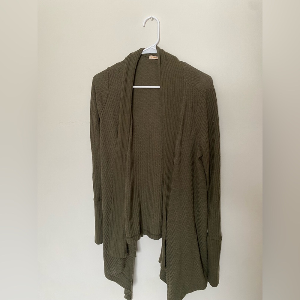 Medium, green, sweet Romeo (brand) cardigan